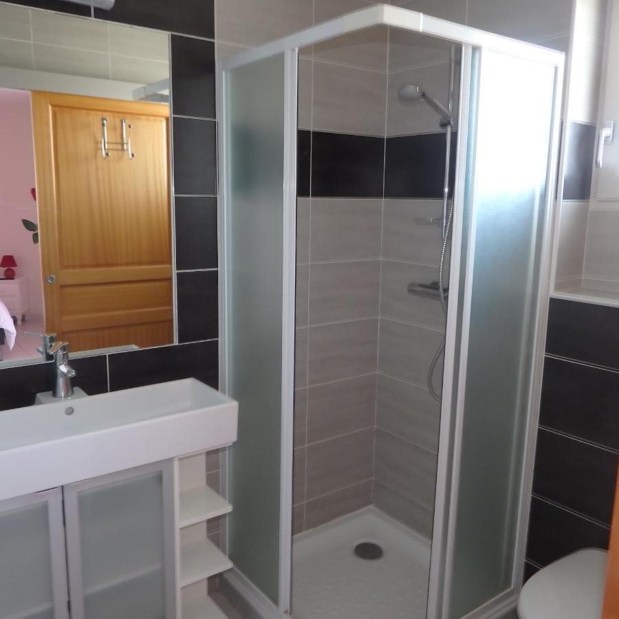 Bed and Breakfast L'Oustal Des Fontanilles Кастельнодарі Екстер'єр фото